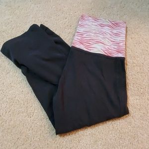 Pink Victorias Secret Cropped Yoga Pants
